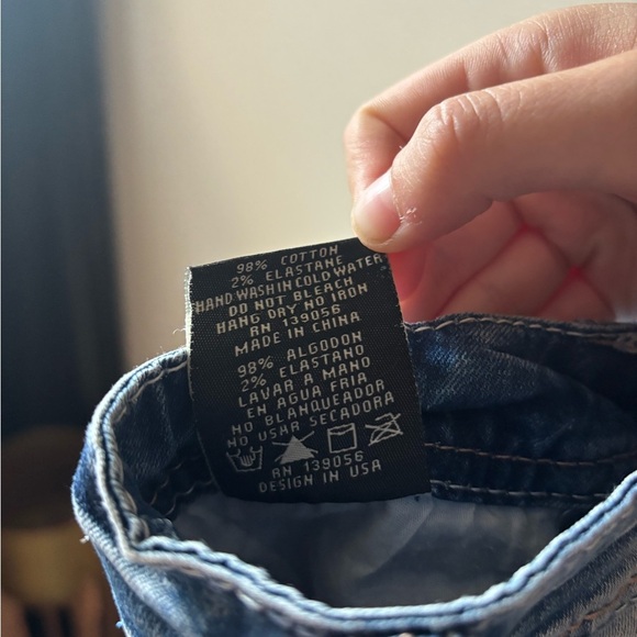 Grace Blue Ankle Cropped Jeans with Distressed Details - Picture 7 of 11